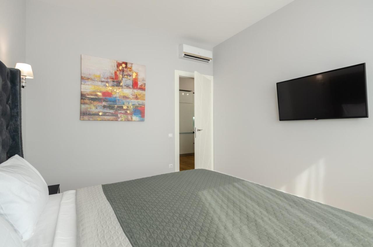 Petrovdom Apartment 77-94-59 In Rc Tetris Hall, Dilova Street 1-2 Kiev Extérieur photo