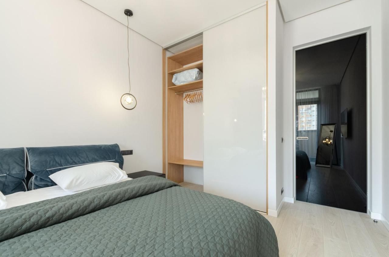 Petrovdom Apartment 77-94-59 In Rc Tetris Hall, Dilova Street 1-2 Kiev Extérieur photo