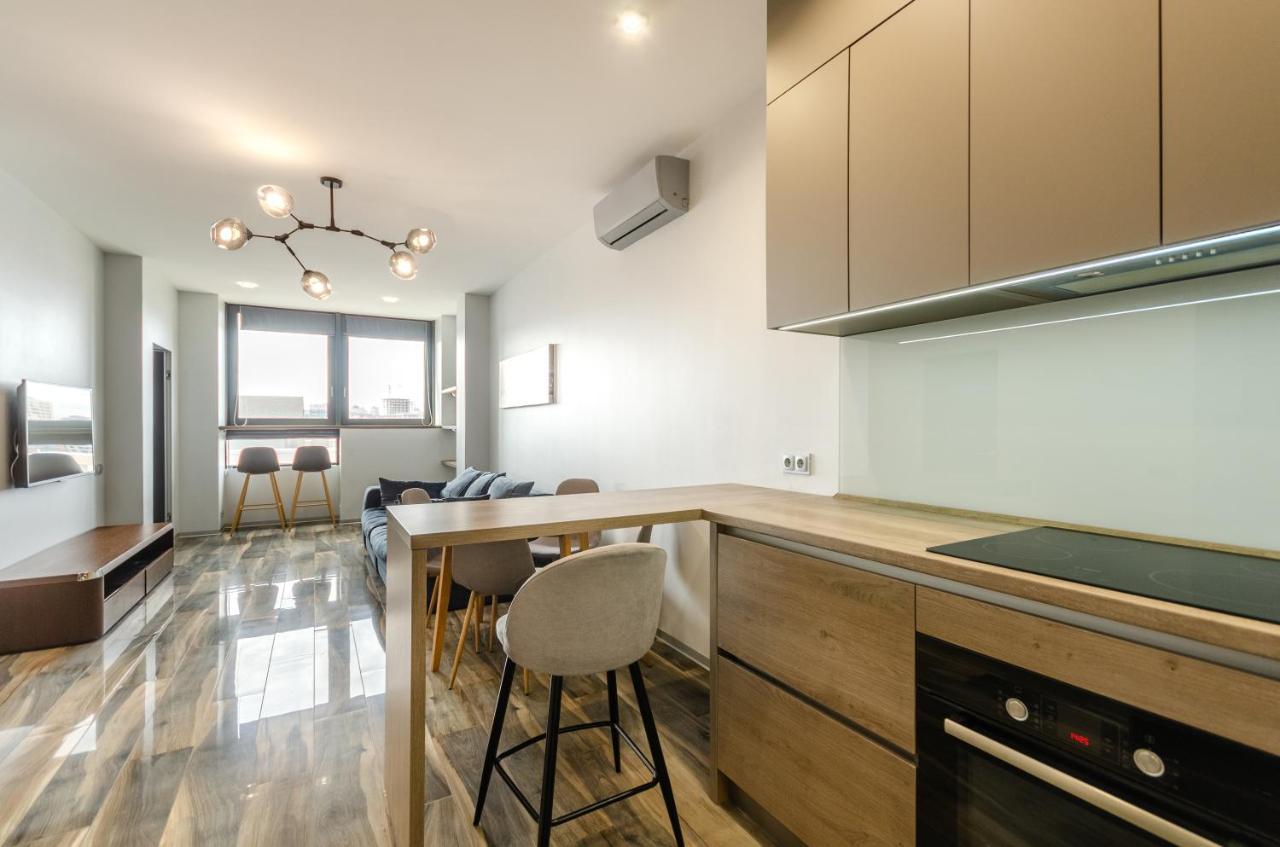 Petrovdom Apartment 77-94-59 In Rc Tetris Hall, Dilova Street 1-2 Kiev Extérieur photo