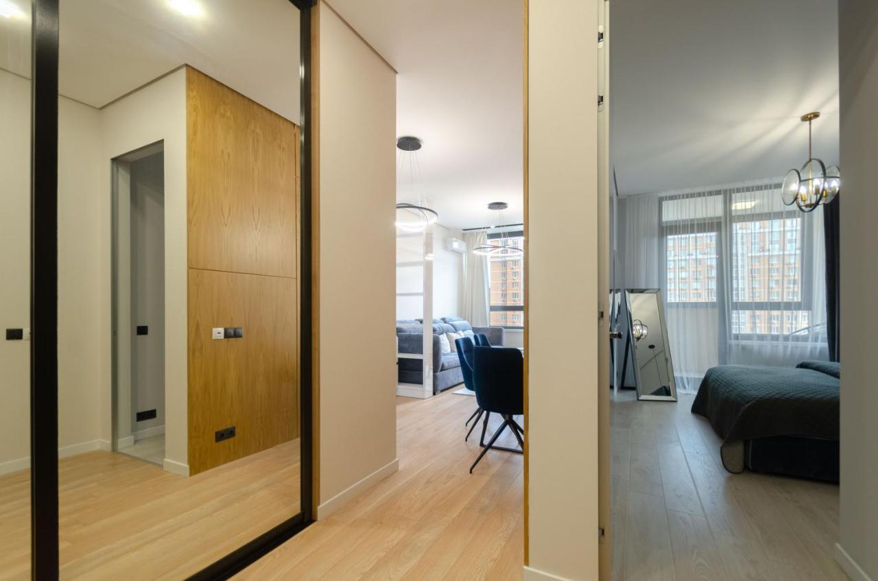 Petrovdom Apartment 77-94-59 In Rc Tetris Hall, Dilova Street 1-2 Kiev Extérieur photo